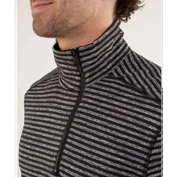 Lululemon Studio 1/2 Zip
Classic Stripe Heathered Black / Black Size S/M - Picture 3 of 8